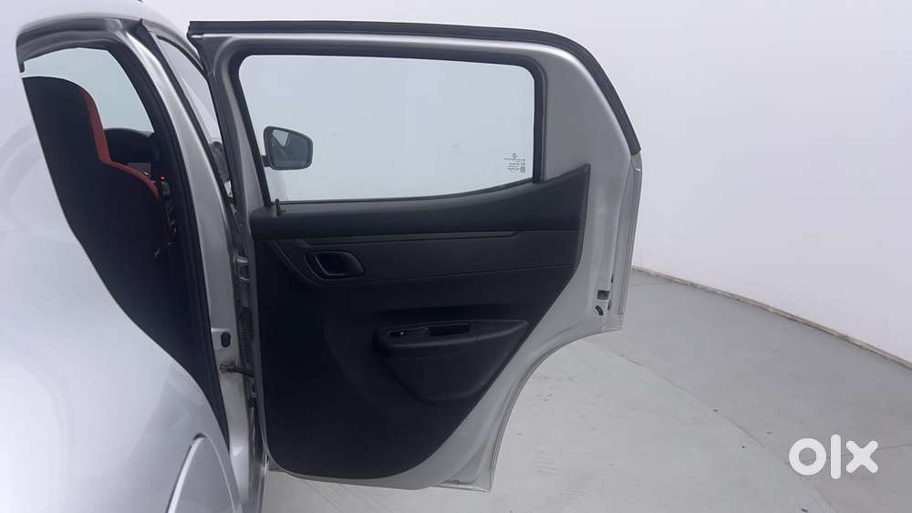 Renault Kwid 2019-ongoing 1.0 Rxt (o), 2021, Petrol