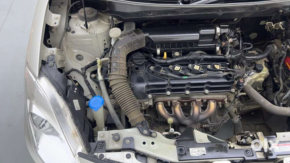Maruti Suzuki Dzire 1.2 Zxi Amt, 2017, Petrol
