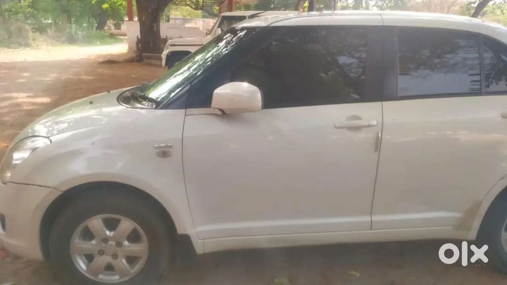 Maruti Suzuki Swift Dzire 2011