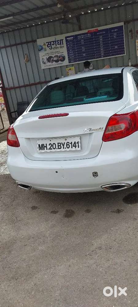 Maruti Suzuki Kizashi 2011