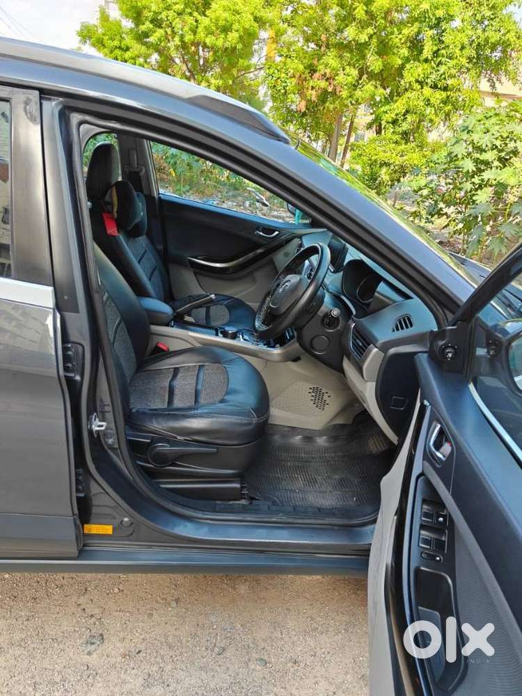 Tata Nexon 1.5 Revotorq Xza Plus S Amt, 2019, Diesel