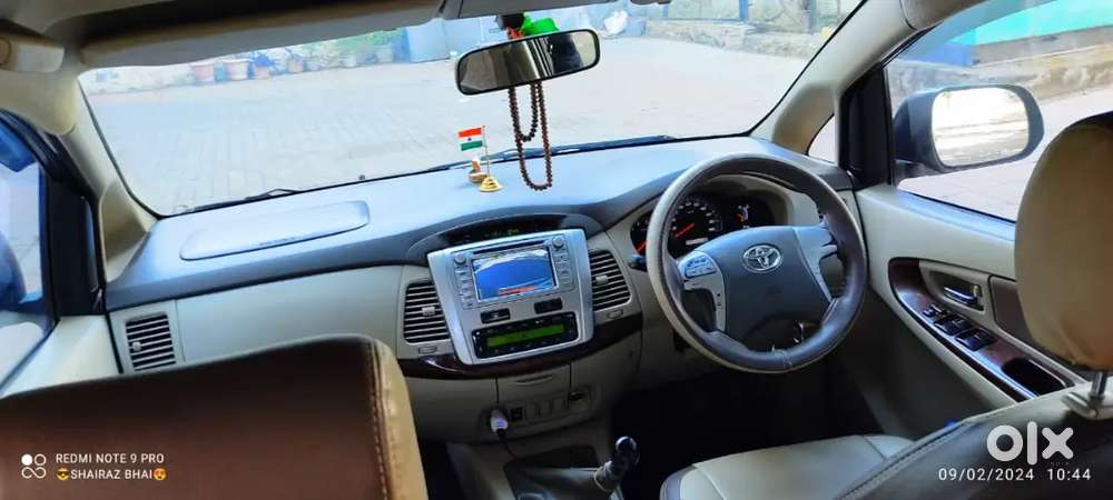 Toyota Innova 2012 Diesel Well Maintained