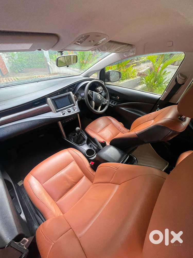 2017 Innova Crysta Orginal Kerla Neat And Clean