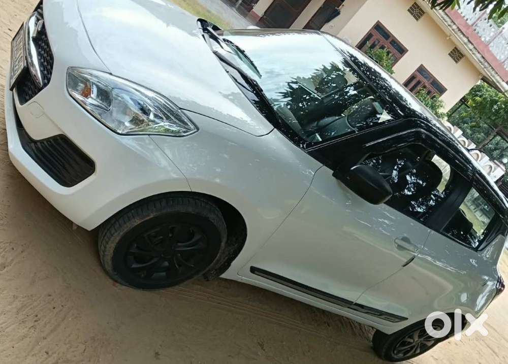 Maruti Suzuki Swift Vxi Ags, 2021, Petrol