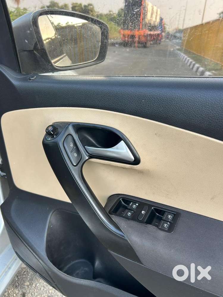 Volkswagen Polo 2014 Diesel 97000 Km Driven