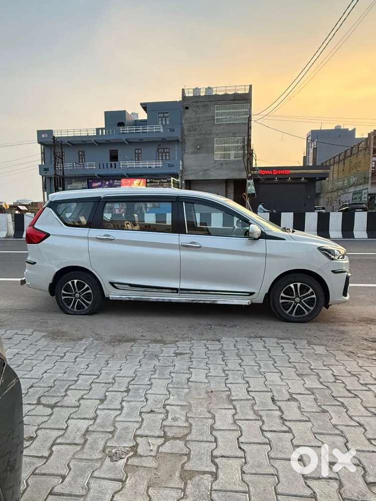 Maruti Suzuki Ertiga Vxi 2024