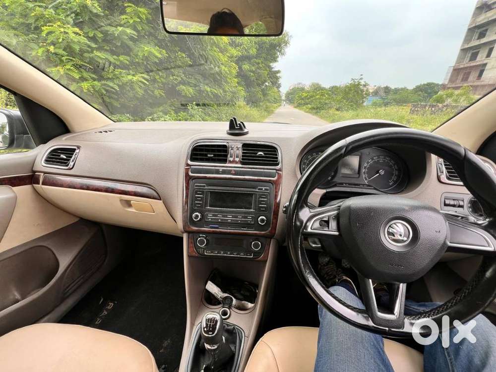 2016 Skoda Rapid 1.5 Tdi Manual  1.46 Lakh Km  Well Maintained