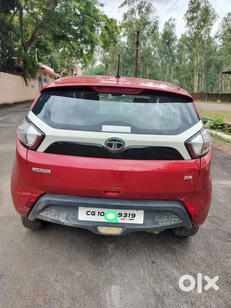 Tata Nexon 1.2 Revotron Xm, 2018, Petrol