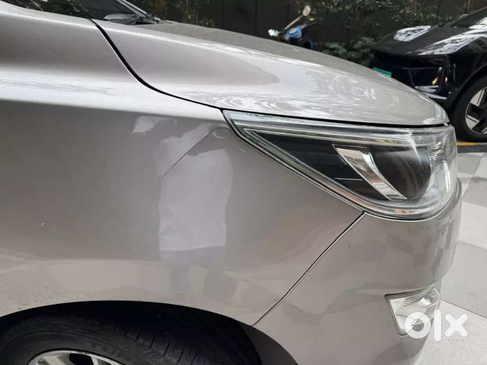 Innova Crysta Z Automatic