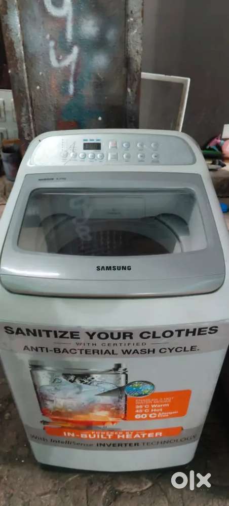 Fully automatic washing machine.