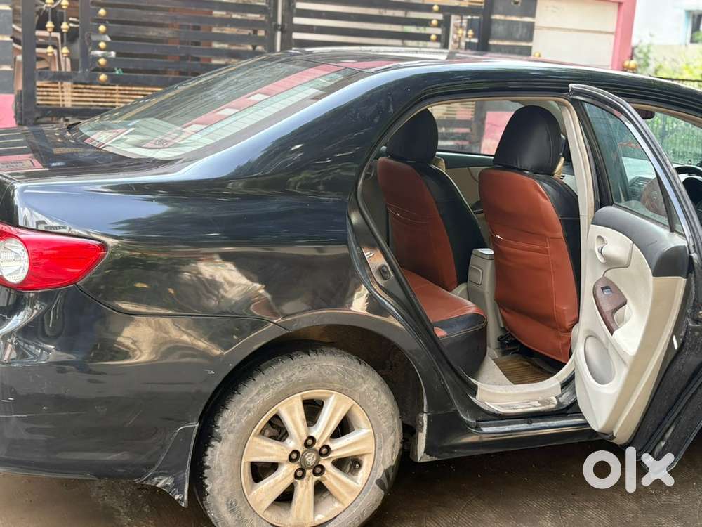 Toyota Corolla Altis 2011 Km Driven Car