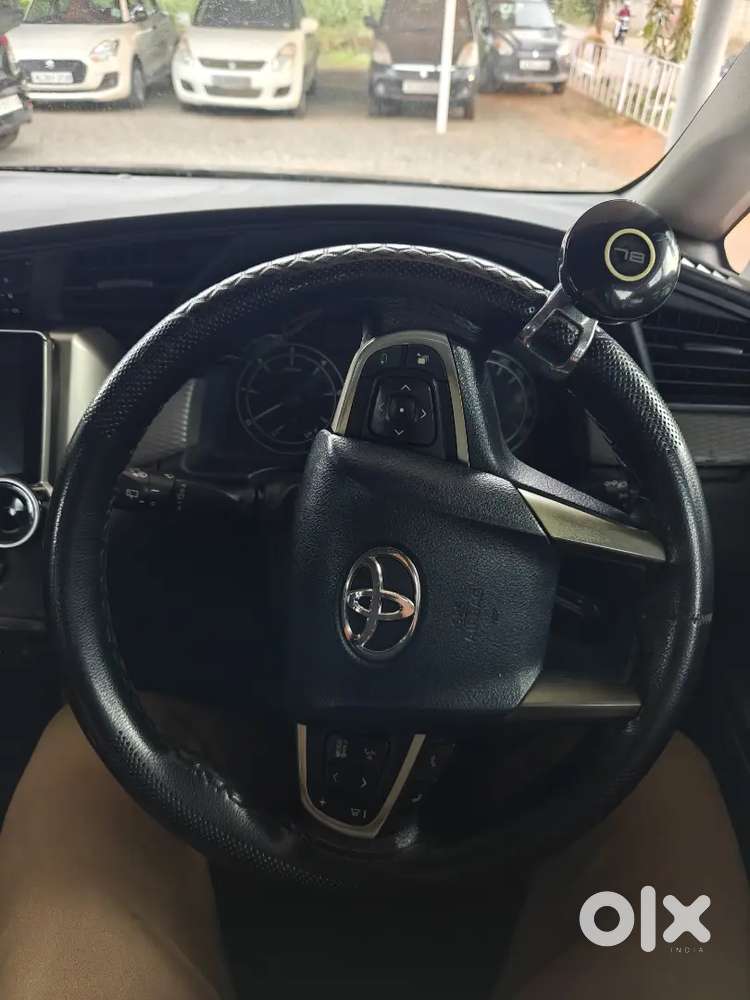 Toyota Innova Crysta 2017