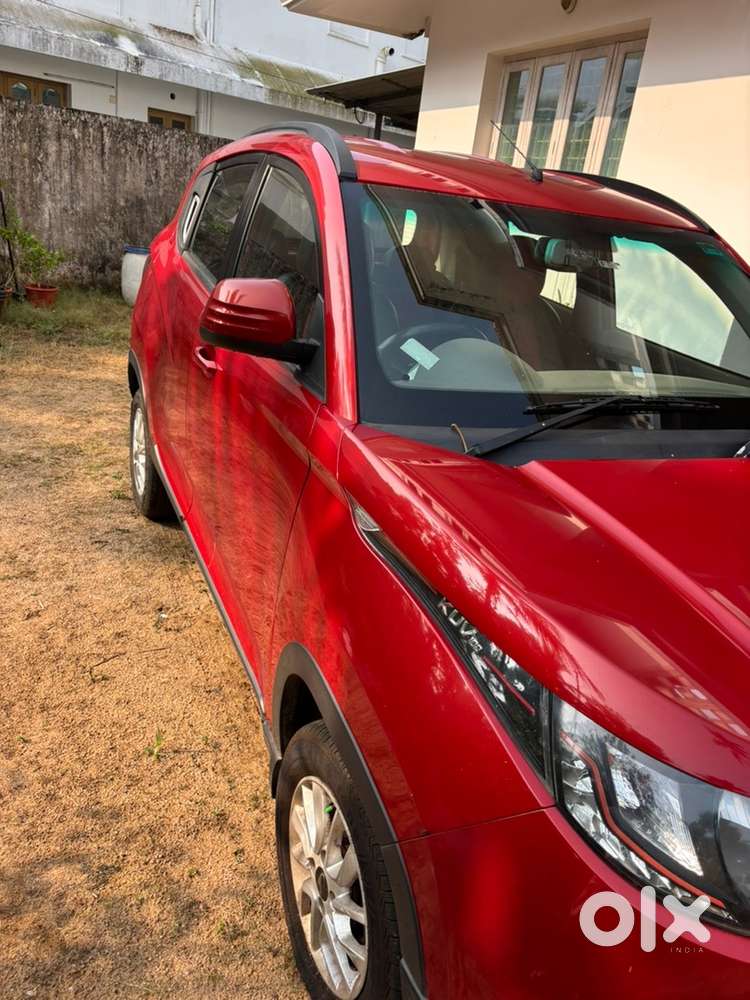Mahindra Kuv 100 2017 Petrol Good Condition