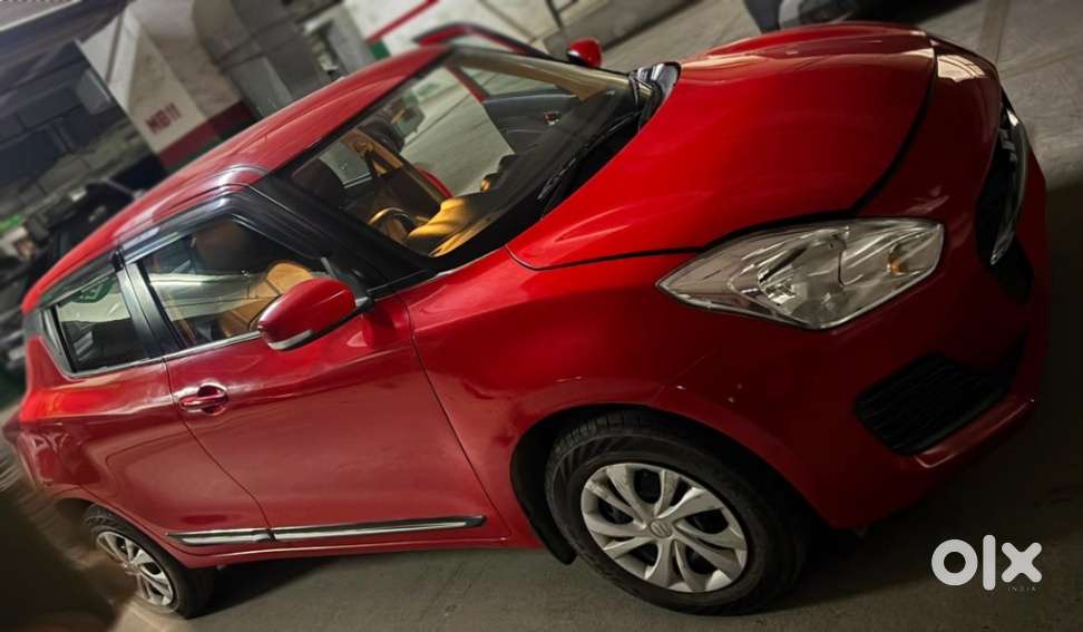 Maruti Suzuki Swift Vvt Vxi, 2021, Petrol
