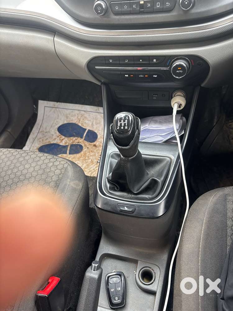 Tata Altroz Petrol 2020
