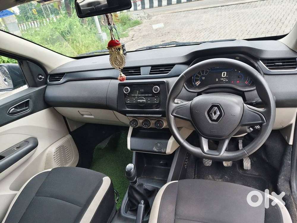 Renault Triber Rxl, 2022, Petrol