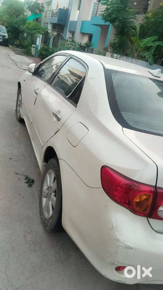 Toyota Corolla Altis 2011 Variant