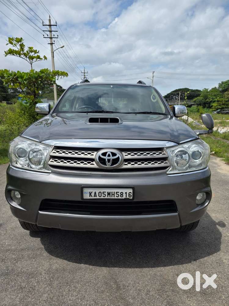 Toyota Fortuner 3.0 4x4 Manual, 2010, Diesel