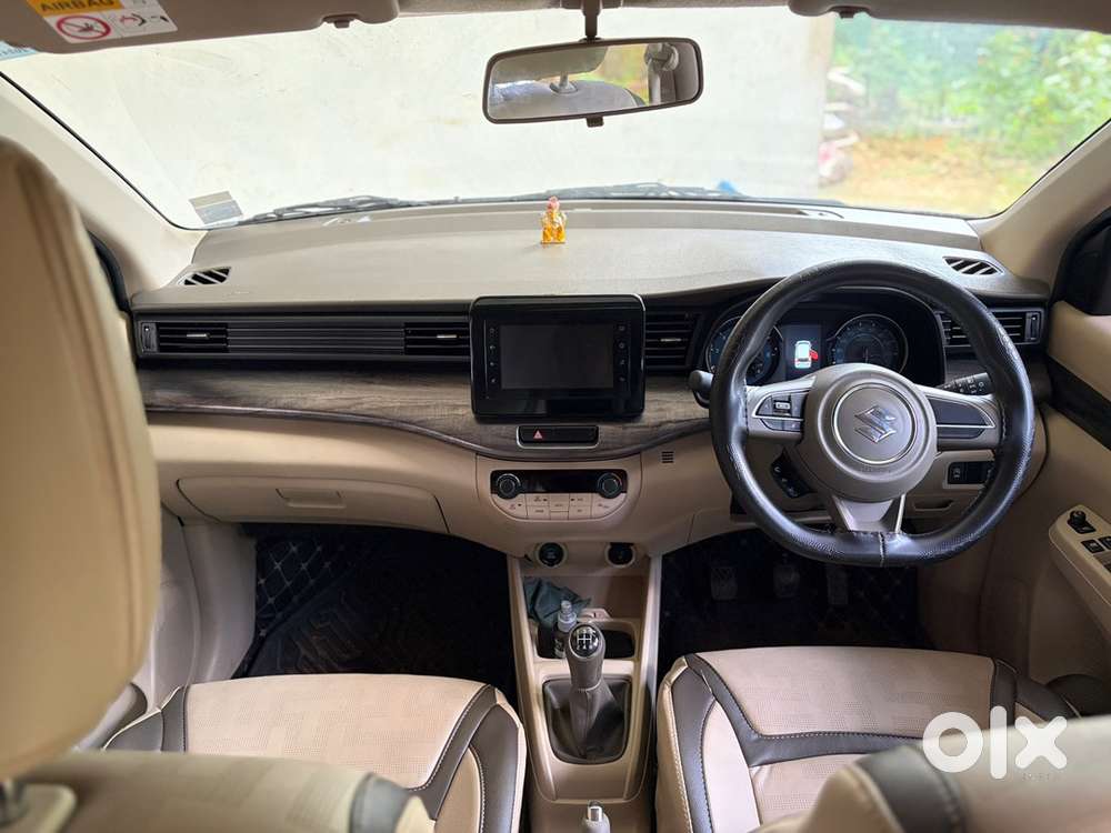 Maruti Suzuki Ertiga 2024 Petrol Manual