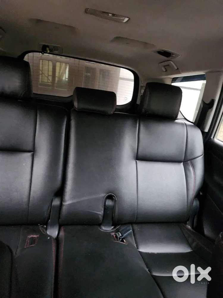Toyota Innova Crysta 2017 Variant Diesel Automatic
