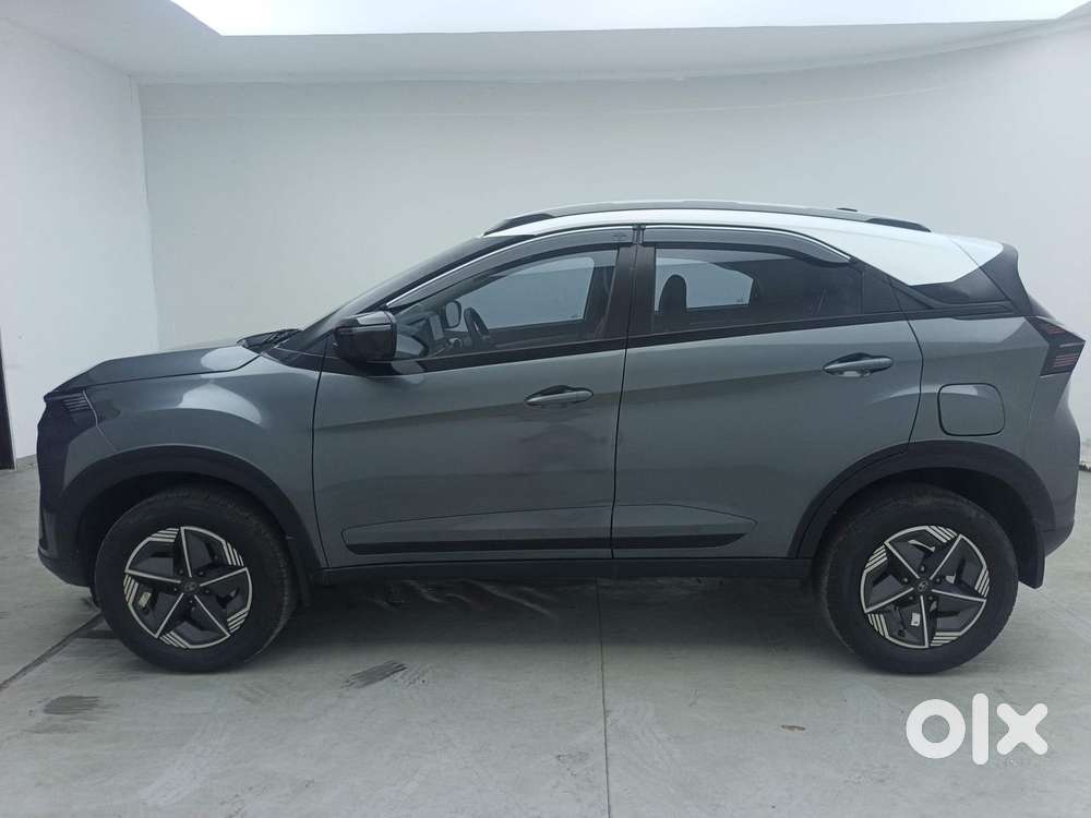 Tata Nexon Creative Plus 1.2 Revotron Petrol 6 Mt Dt, 2023, Petrol