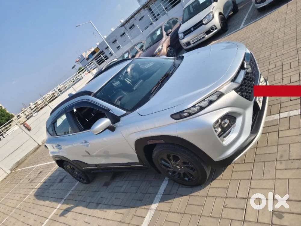 Maruti Suzuki Fronx Delta Plus 1.2l Mt, 2023, Petrol