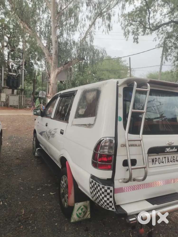 Chevrolet Tavera 2014