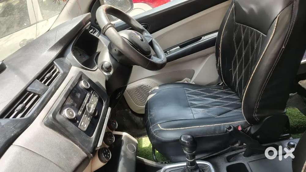 Renault Triber 1.0 Rxl 2021 Petrol/cng On Paper