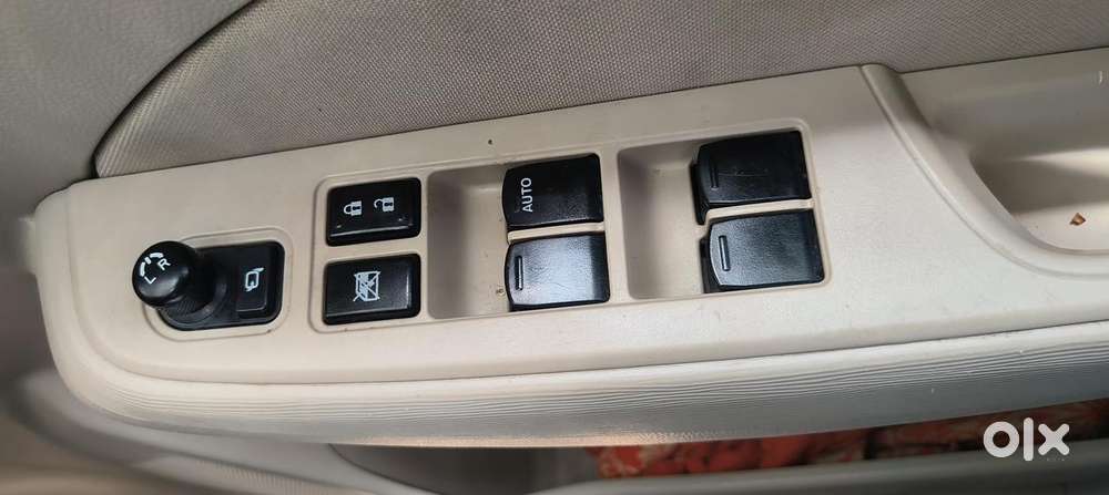 Maruti Suzuki Dzire 1.2 Vxi, 2022, Petrol