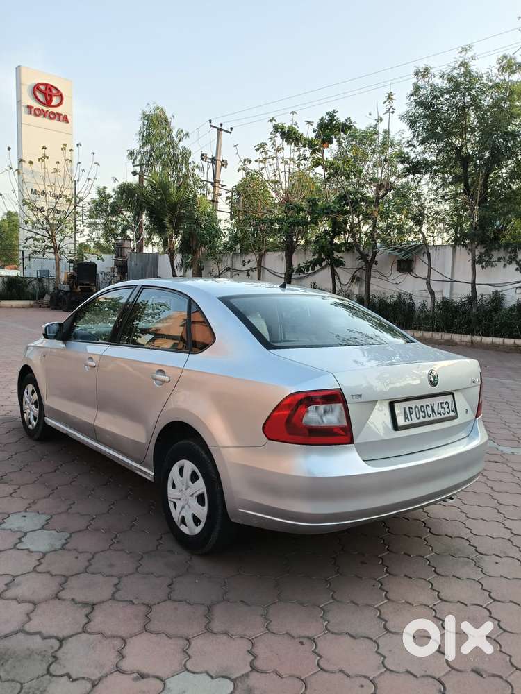 Skoda Rapid 1.5 Tdi Manual Active  Ambition Style, 2012, Diesel