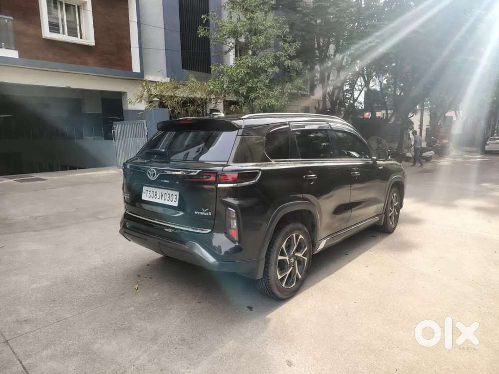 Toyota Urban Cruiser Hyryder 1.5 V Hybrid, 2023, Petrol