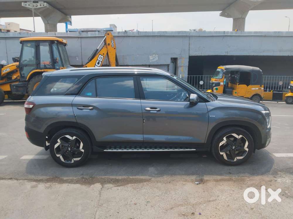 Hyundai Alcazar 2.0 Signature (o) Petrol At 6 Str, 2023, Petrol
