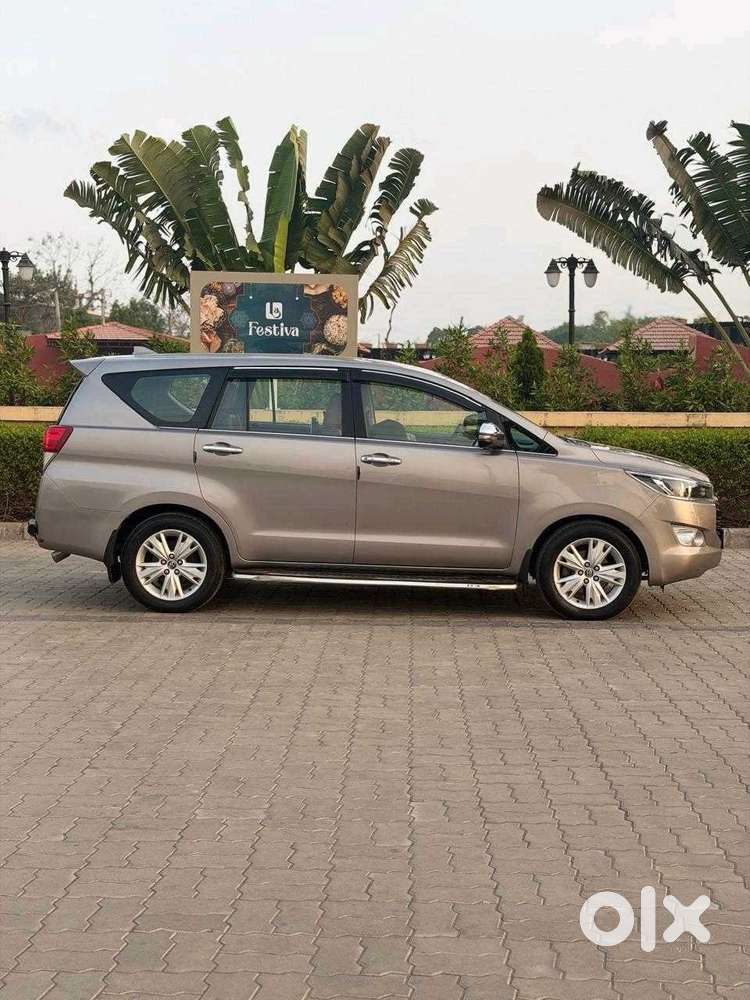 Toyota Innova Crysta 2.8z Automatic, 2018, Diesel