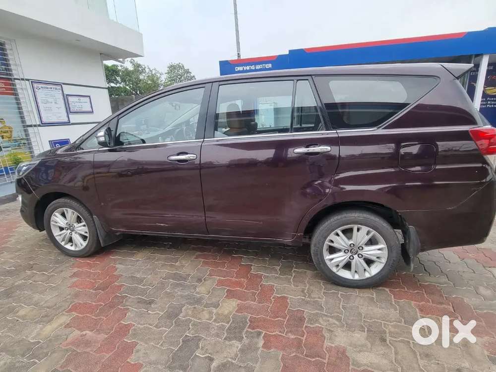 Toyota Innova Crysta 2017
