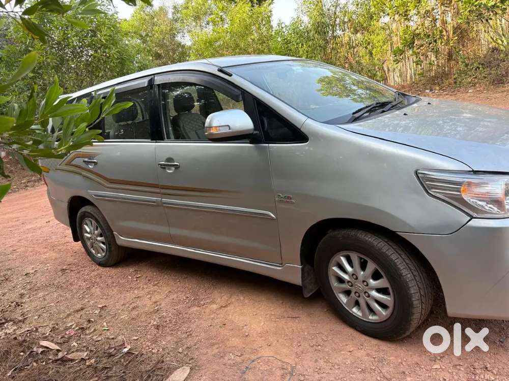 Toyota Innova Diesel 2.5 2012