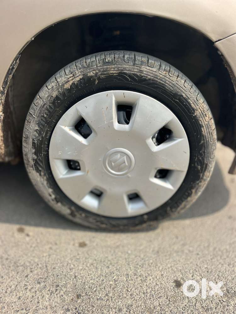 Maruti Suzuki Zen Estilo Lxi Bs Iv, 2011, Petrol