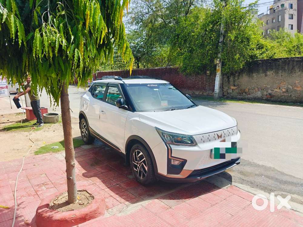 Mahindra Ev Xuv400