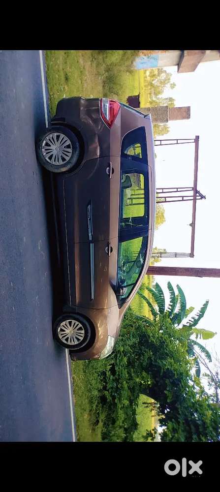 Maruti Suzuki Ertiga 2014 Cng Company Fitted On Peper Original Pent