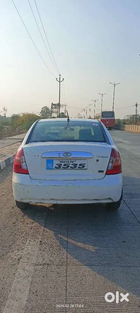 Hyundai Verna 2010 Diesel 200000 Km Driven