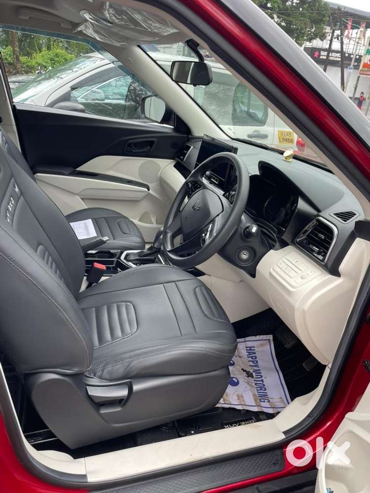 Mahindra Automatic Car 2024 Petrol Automatic