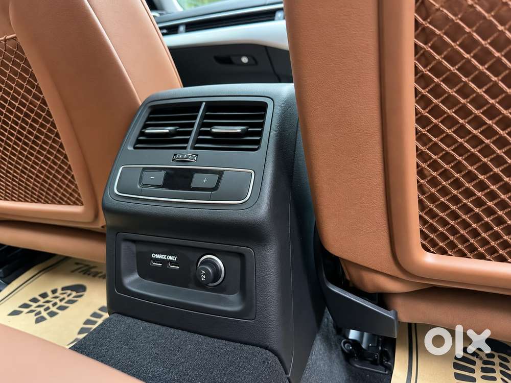 Audi A4 2.0 Premium Plus 40 Tfsi, 2023, Petrol
