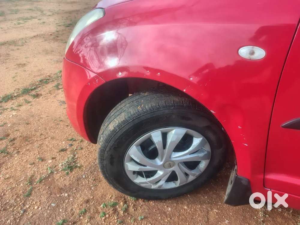 Maruti Suzuki Swift 2007 Petrol 32500 Km Driven