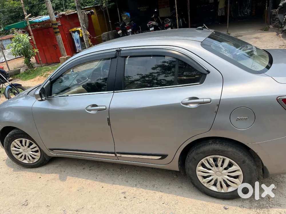 Maruti Suzuki Dzire 2100 Petrol 70000 Km Driven