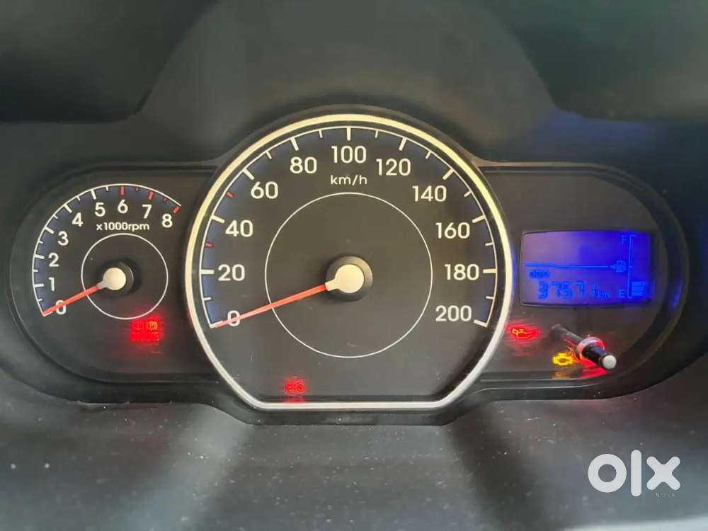 Hyundai I10  With Allow Wheels And Modification Petrol 37000 Km.