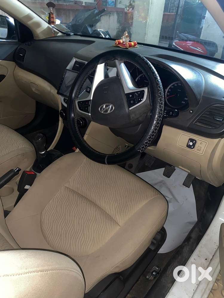 Hyundai Verna Petrol 2011 Year
