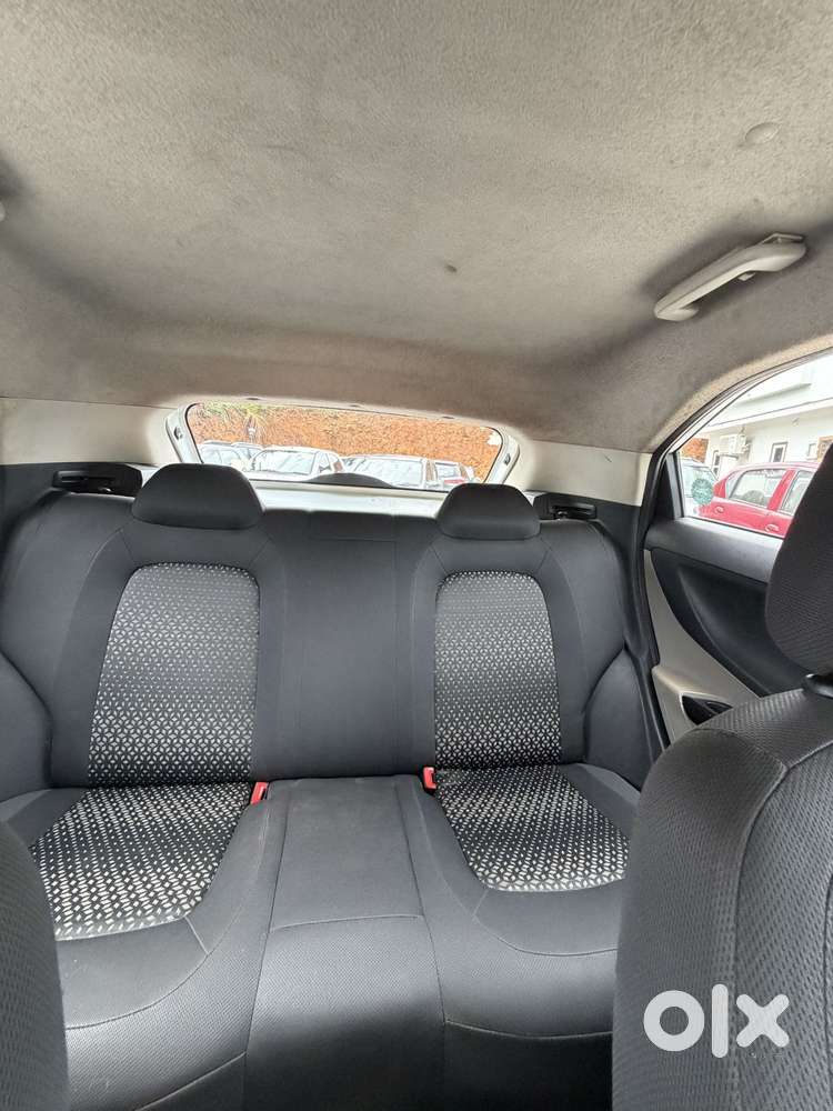 Tata Nexon 1.2 Revotron Xm (s), 2017, Diesel