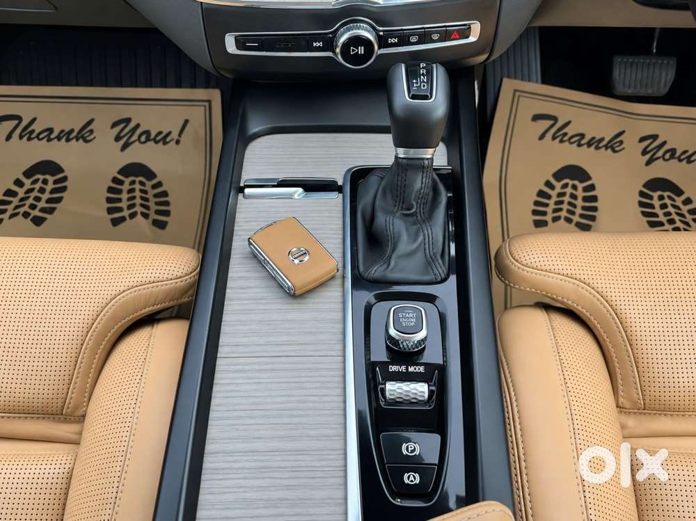 Volvo Xc60 D5 Inscription, 2019, Petrol