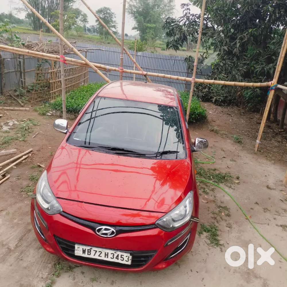 Hyundai I20 2012 Diesel 150000 Km Driven