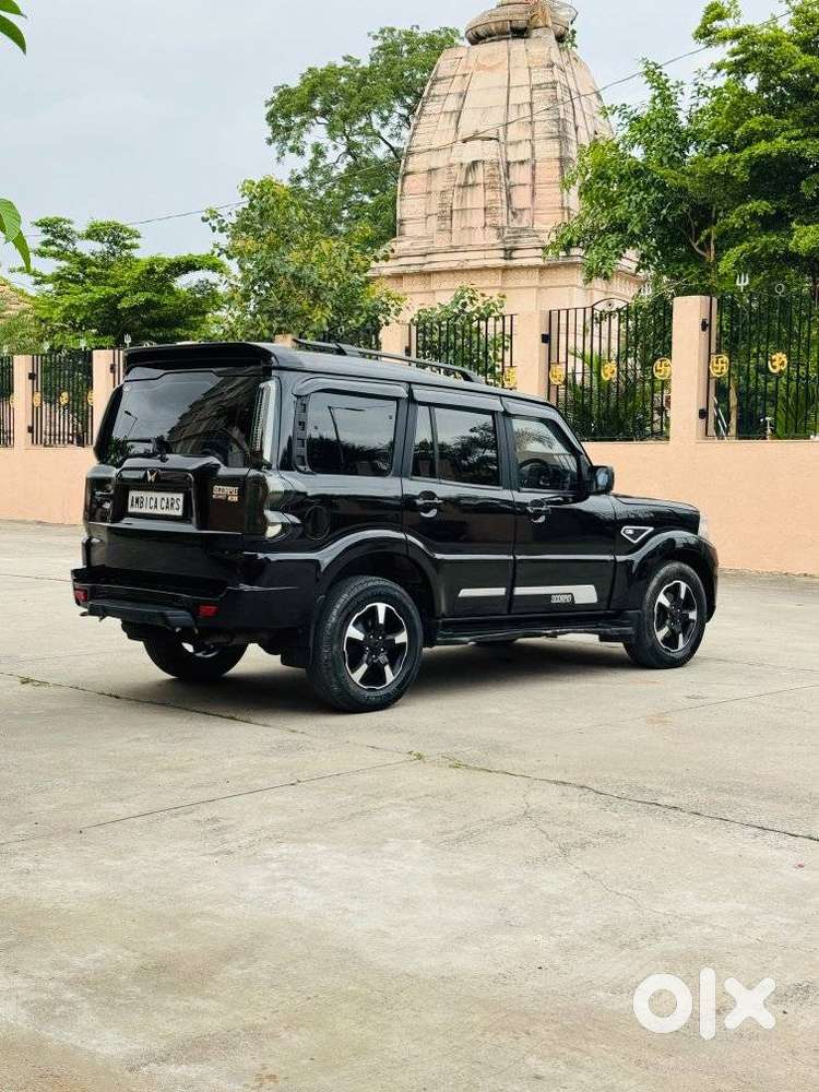 Mahindra Scorpio Classic 2.2 S 11 Mt 7 Str, 2025, Diesel