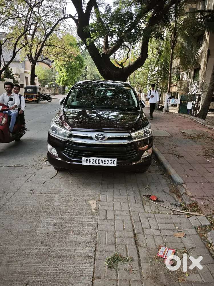 Toyota Innova Crysta 2016 Diesel 121500 Km Driven